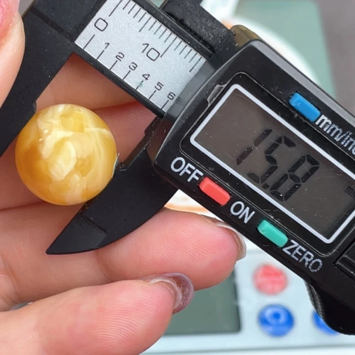 琥珀裸石未镶嵌微瑕736