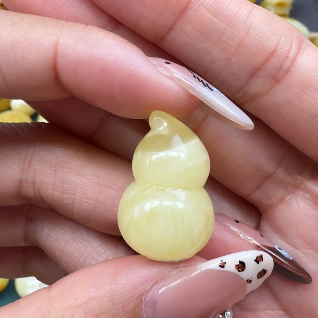 琥珀未镶嵌裸石蜜蜡