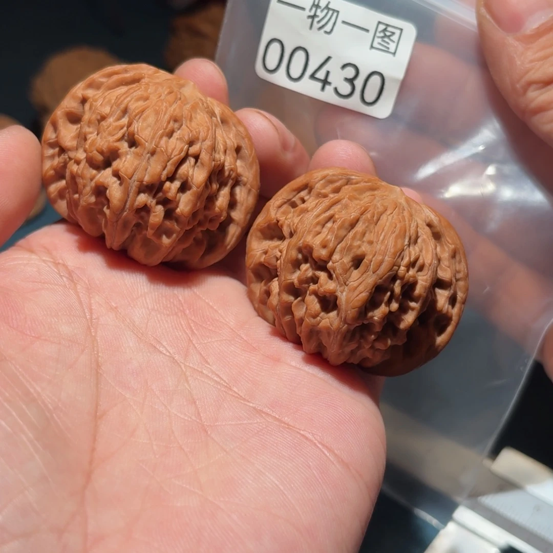 文玩核桃把件磨盘