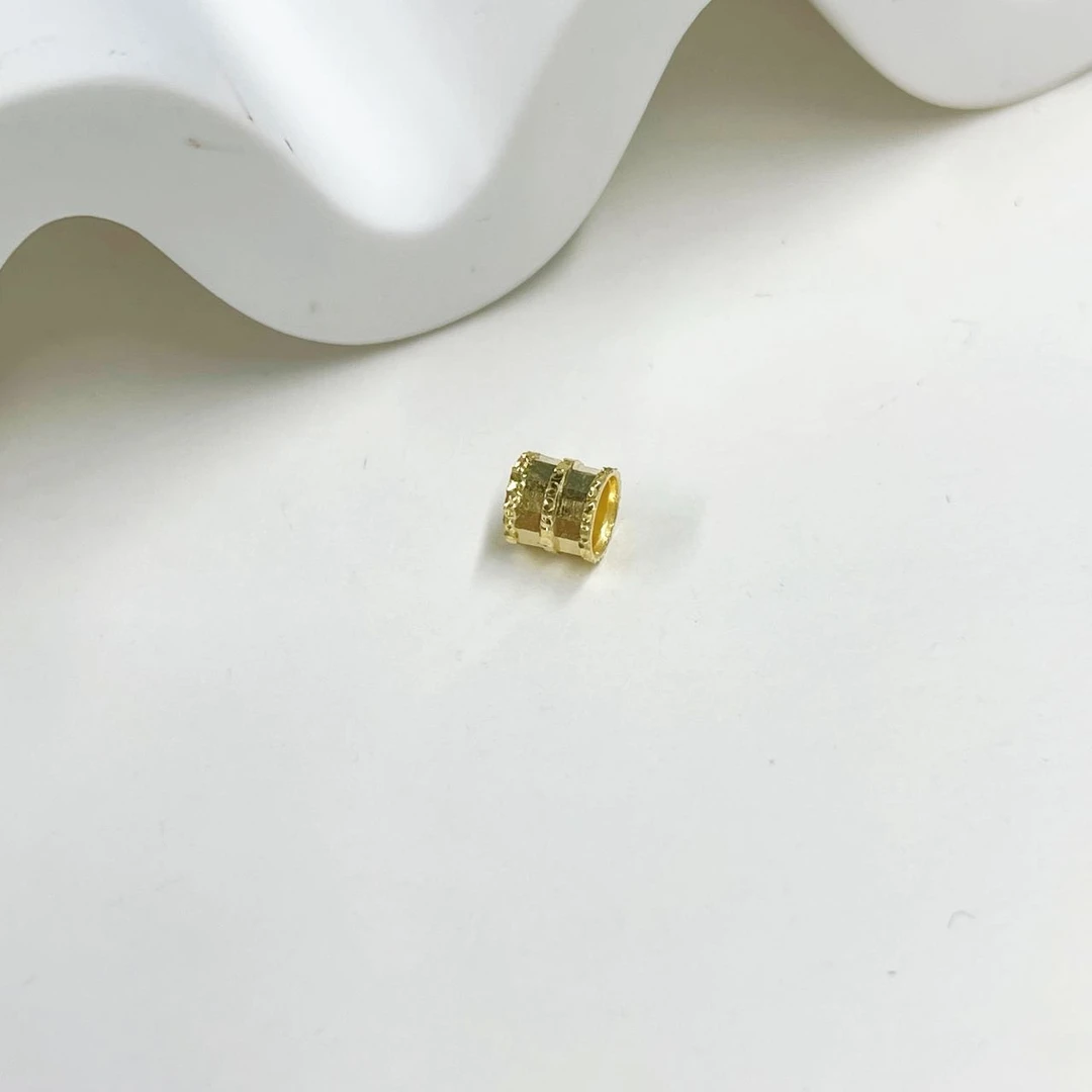 吊坠足银 【小宝珠宝】9 T41760-足银路路通吊坠-5*5mm