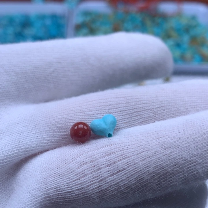 南红玛瑙未镶嵌珠宝奇石