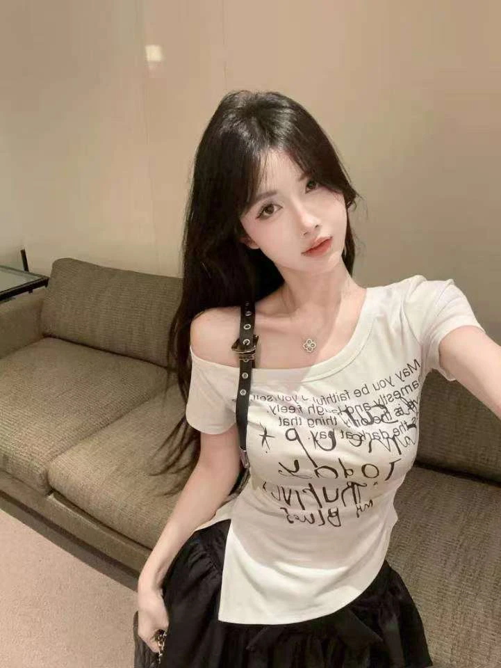 大码印花日系甜妹短袖上衣纯欲斜肩韩版短袖T恤