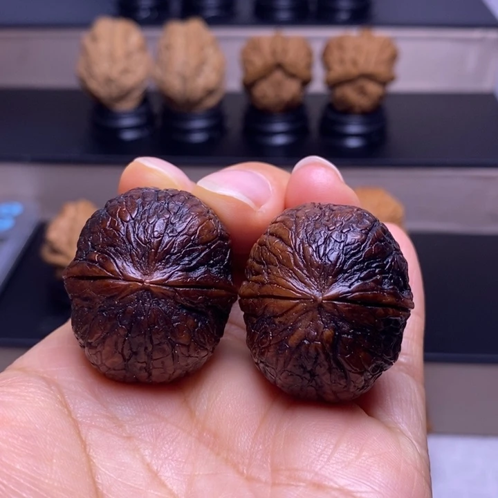 把件文玩核桃圣灵珠地闷37