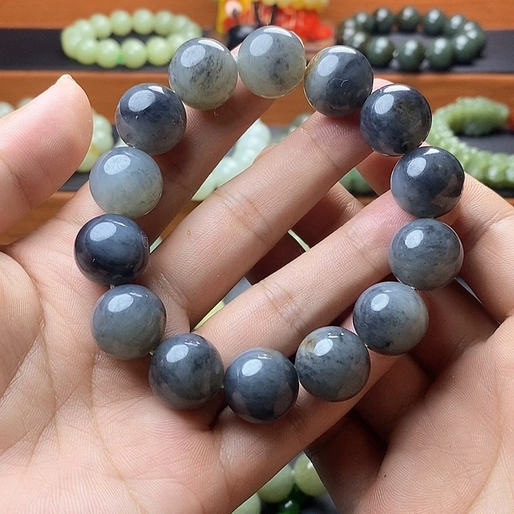 手串未镶嵌和田玉