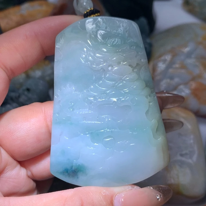 翡翠未镶嵌颈饰保真天然A货翡翠