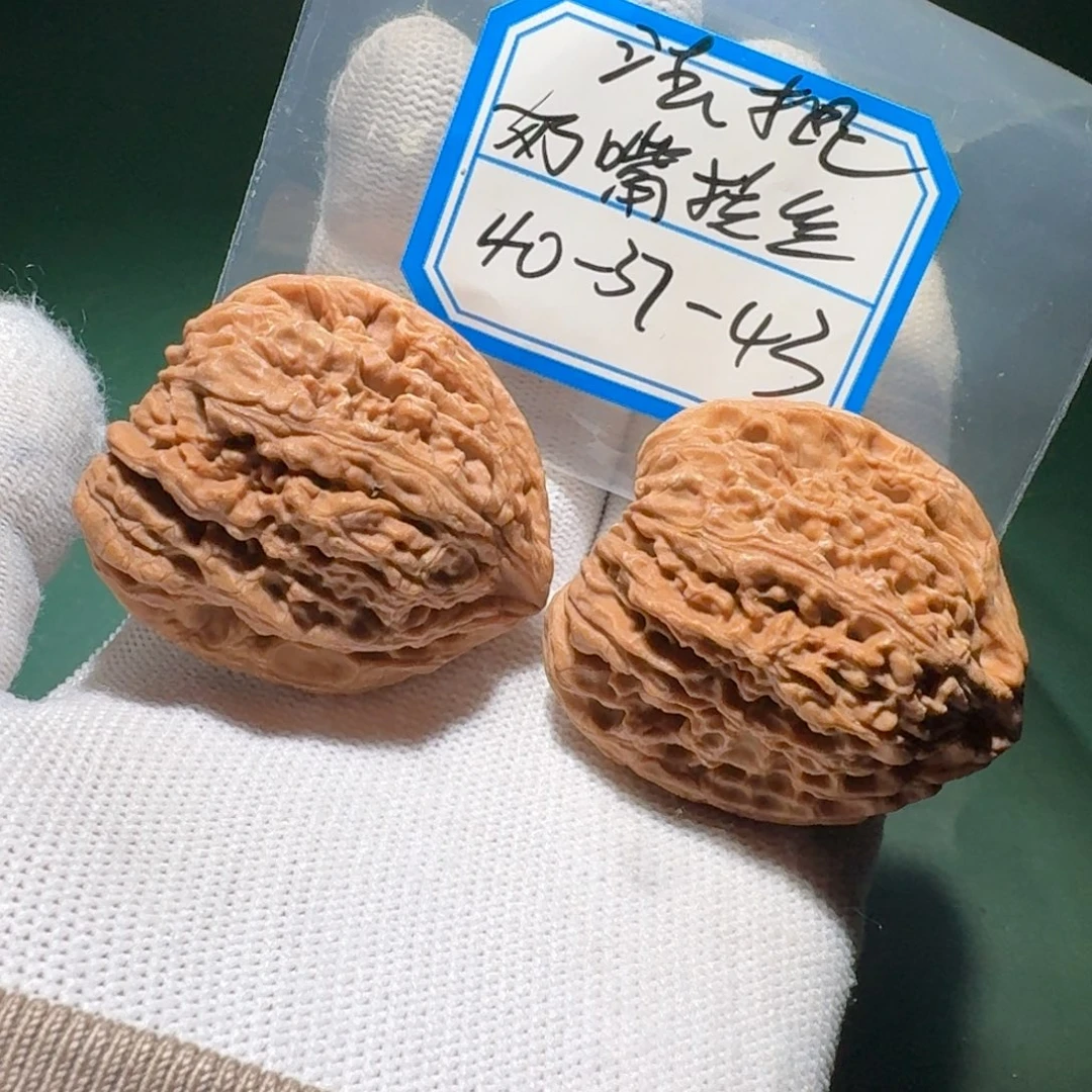 文玩核桃吊坠0003号蚂蚁奶嘴拉丝