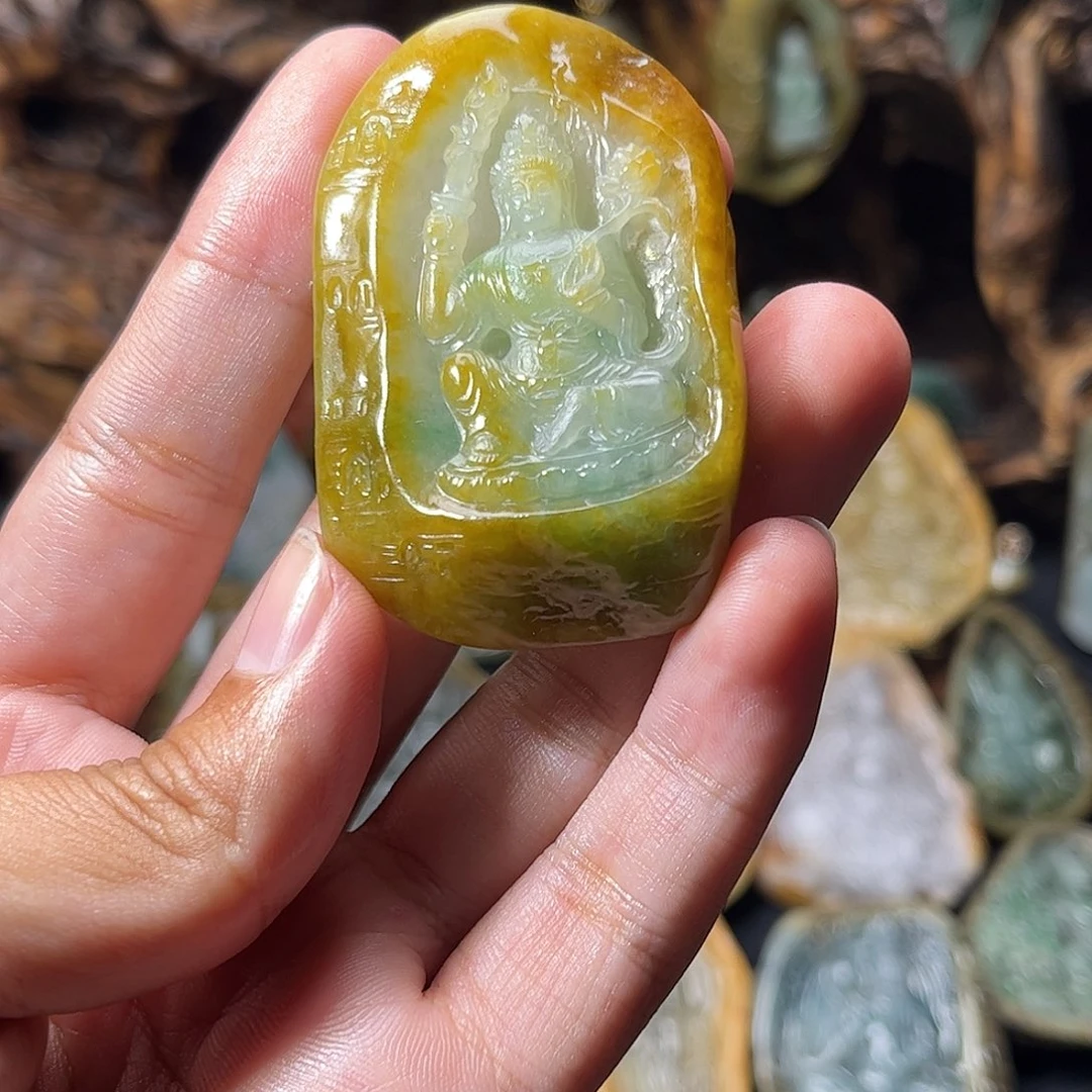 文***财未镶嵌定制翡翠观音