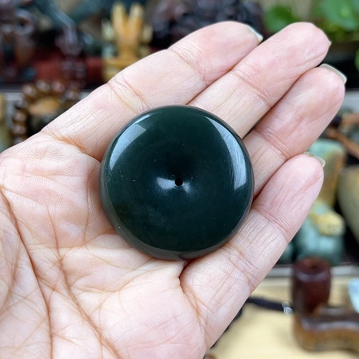岫岩河磨玉（透闪石质玉）把件未镶嵌