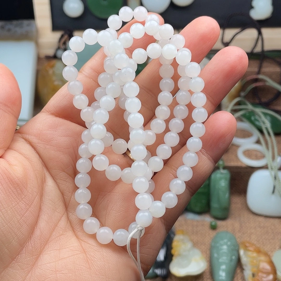 和田玉未镶嵌项链