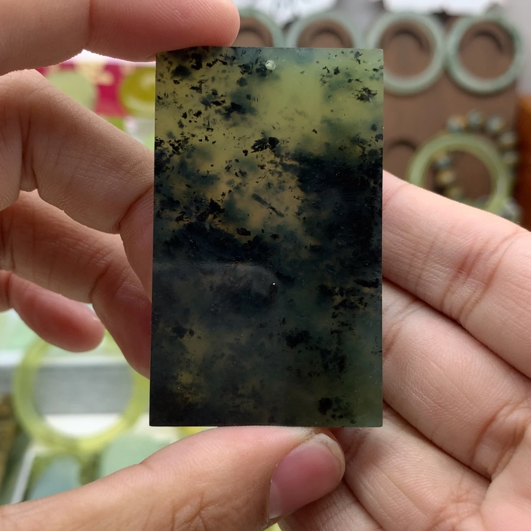 岫玉未镶嵌吊坠(不含链)