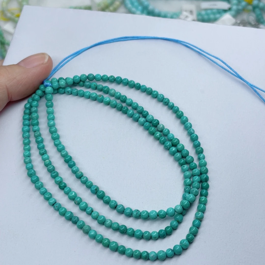 绿松石颈饰未镶嵌