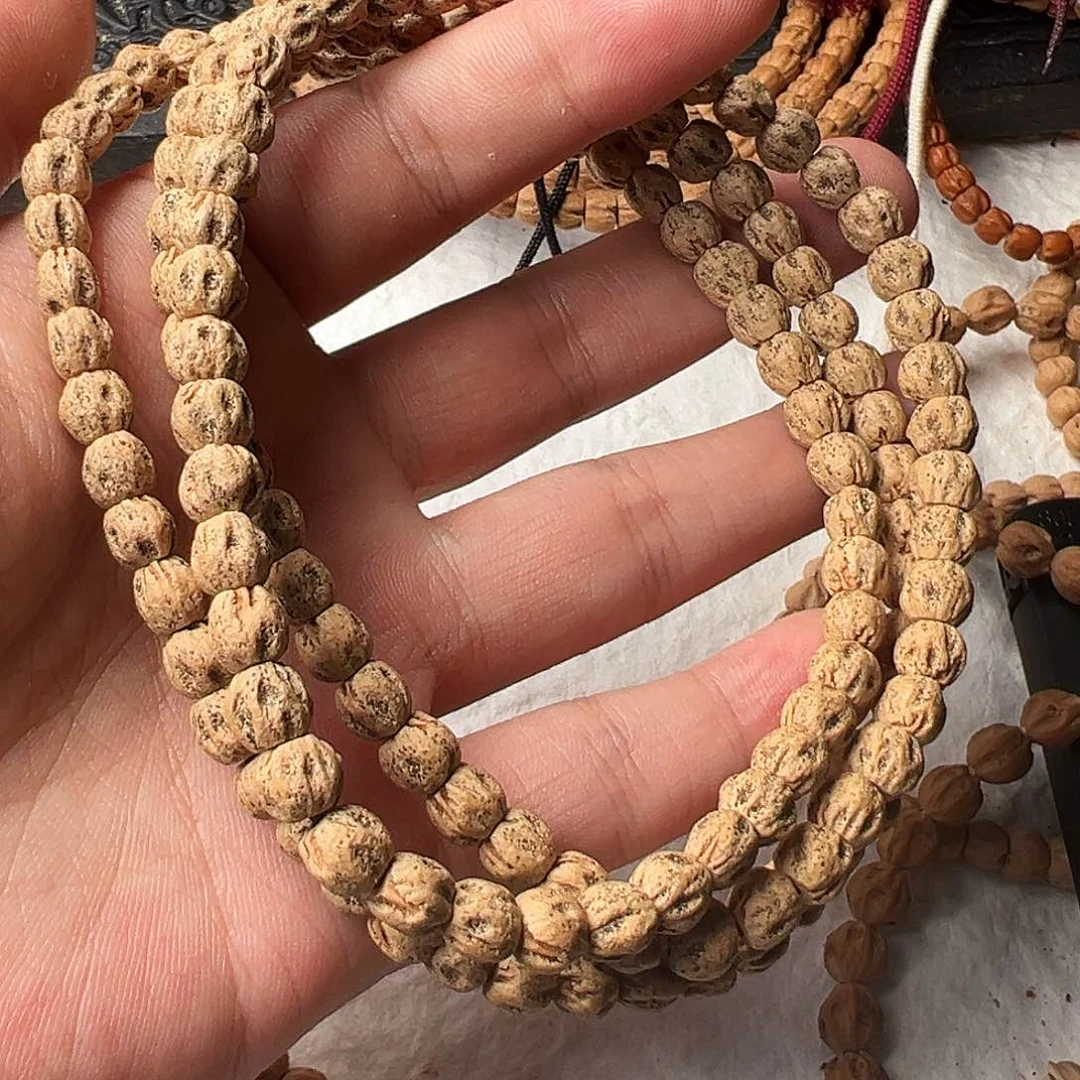 柏香籽/百香籽吊坠?**罗