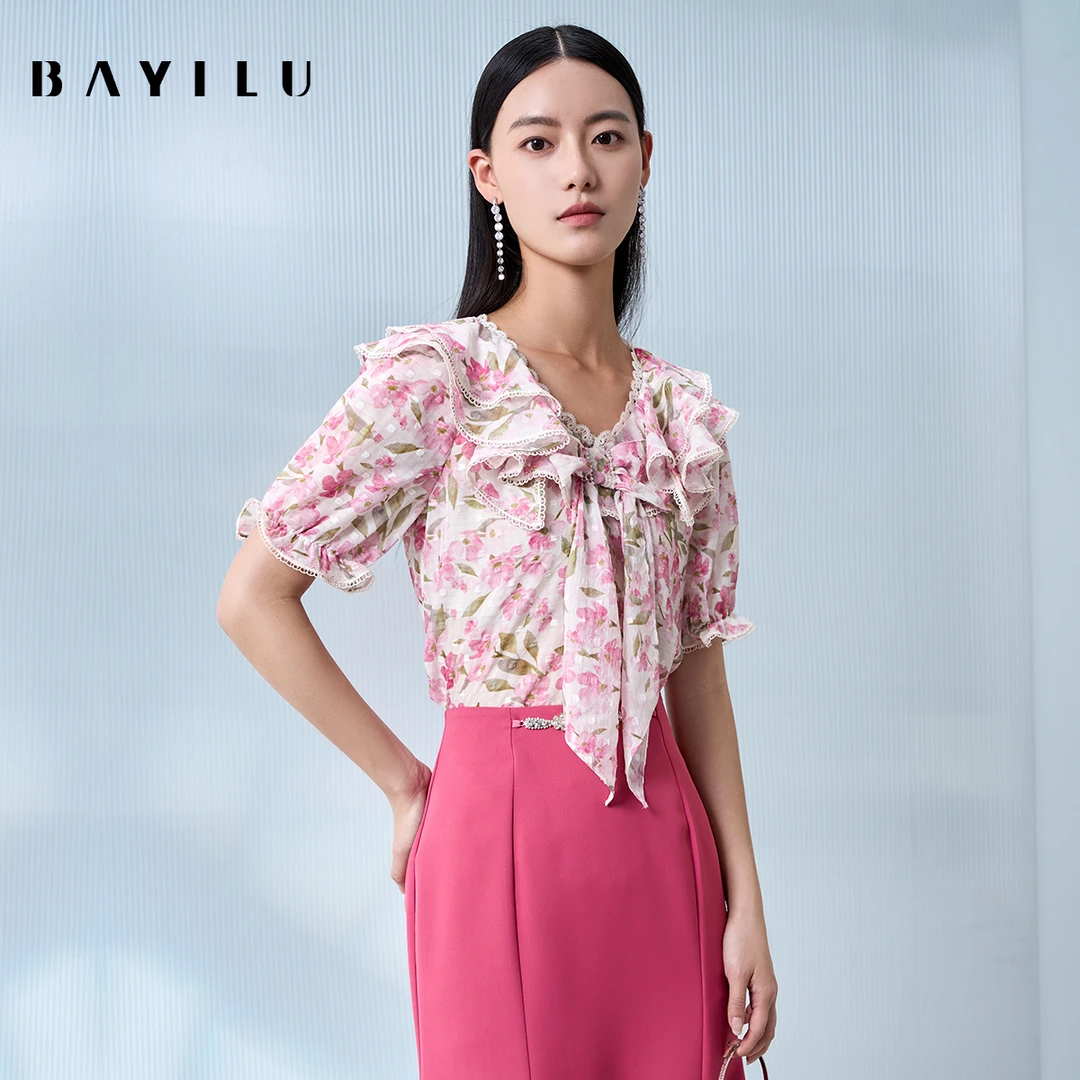 【品牌】芭依璐夏季衬衫女蝴蝶结荷叶边上衣90C1019(颜色不同面料)