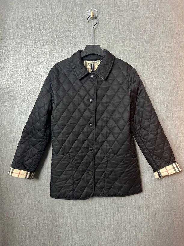 95新 BURBERRY/博柏利 Burberry黑色菱格纹棉服 微瑕
