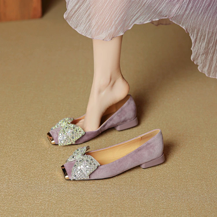 羊翻皮~2.5cm稳重轻熟感精致蝴蝶结软皮真皮平底软底金属方头单鞋