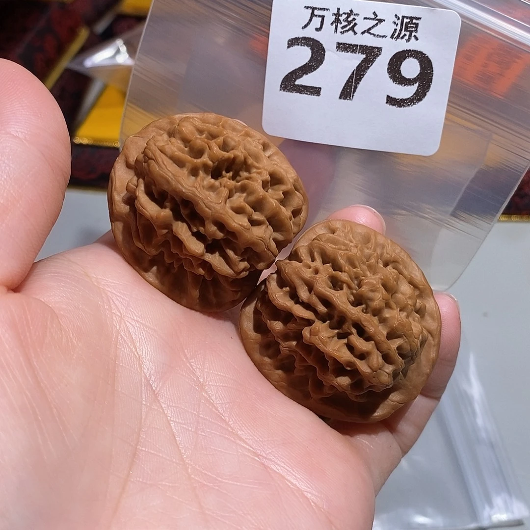 吊坠文玩核桃37秦闷……