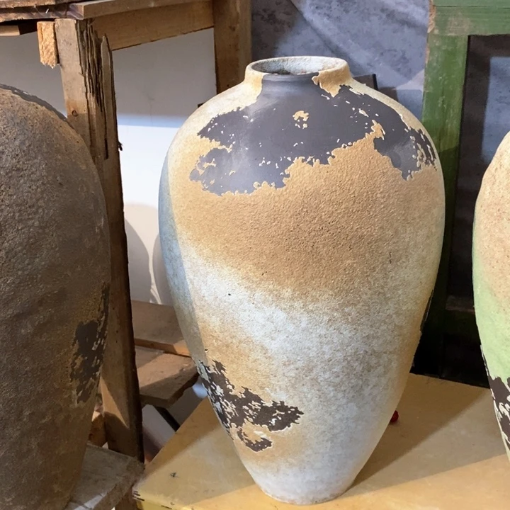 瓶高42。7。景德镇陶瓷