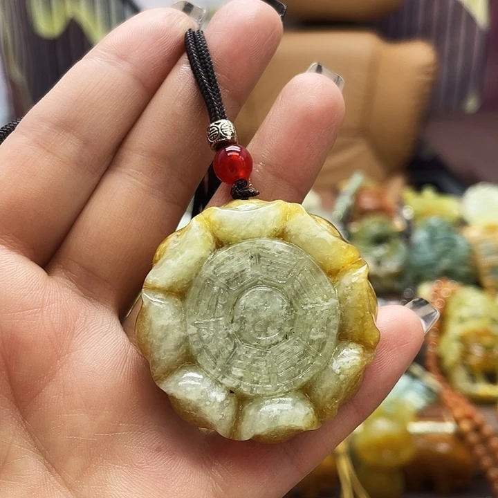 蛇纹石玉未镶嵌挂件