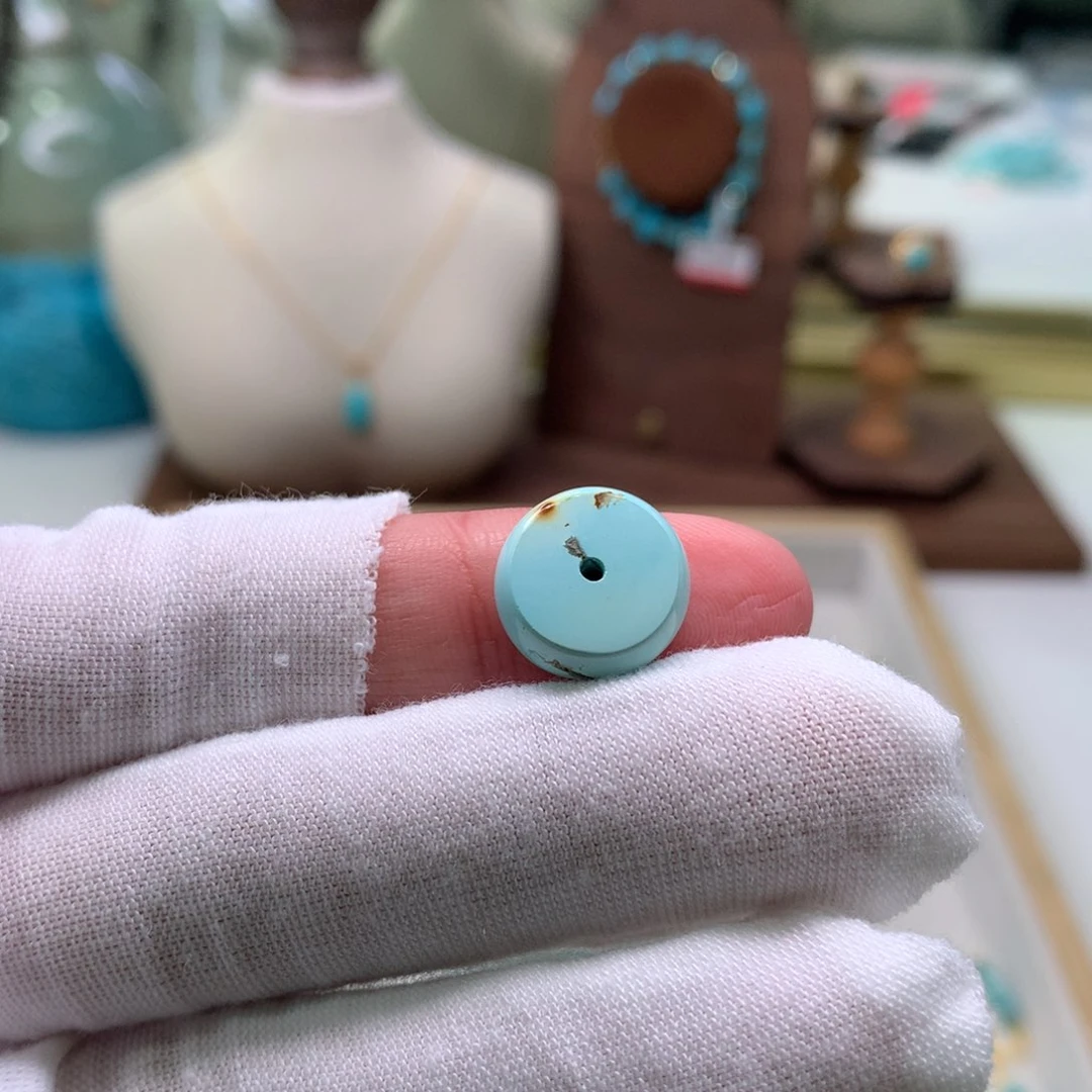 绿松石配饰未镶嵌