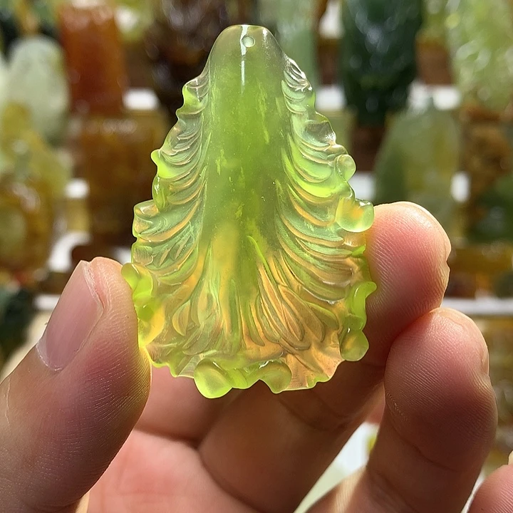 蛇纹石玉未镶嵌珠宝半成品