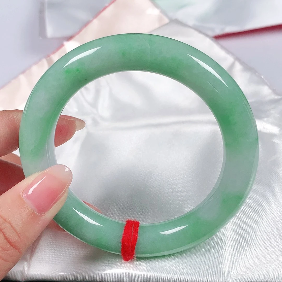 翡翠手镯未镶嵌59圈圆2250