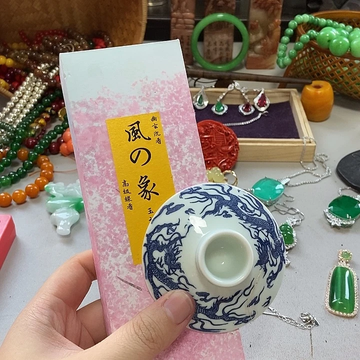 瓷片不哈哈哈哈哈哈哈哈哈哈