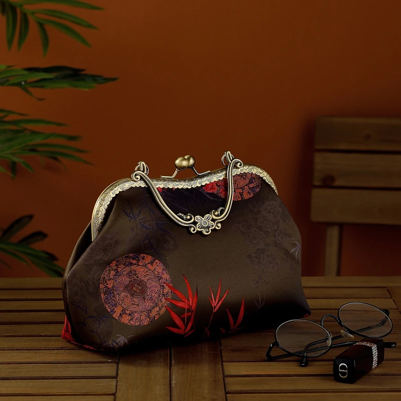 新款复古风印花汉服包包古铜手提包旗袍包过年包包年会包