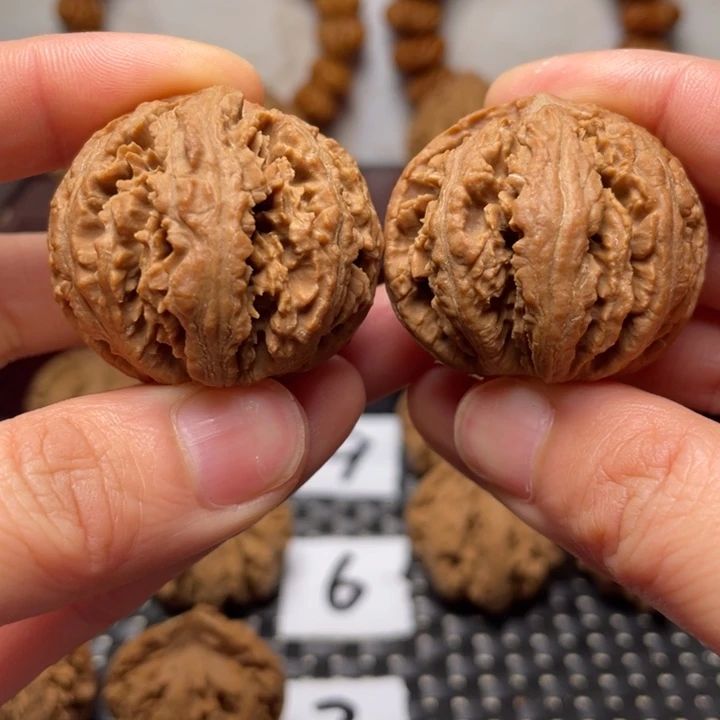 文玩核桃吊坠秦岭核桃