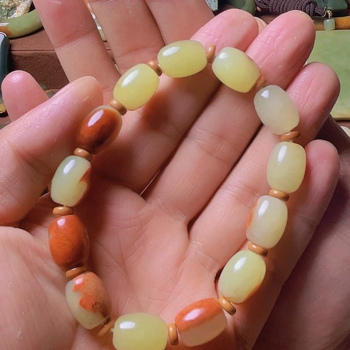 未镶嵌手链岫岩河磨玉（透闪石质玉）渡*