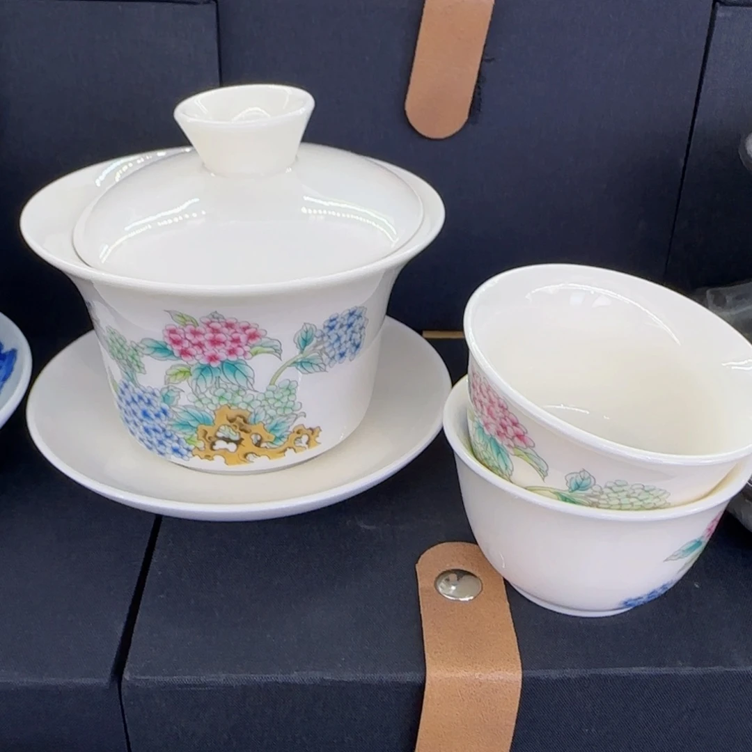 这些盖碗真好看！！！