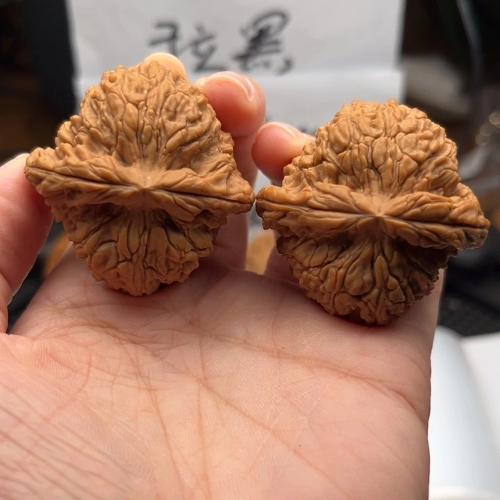 吊坠文玩核桃南疆43