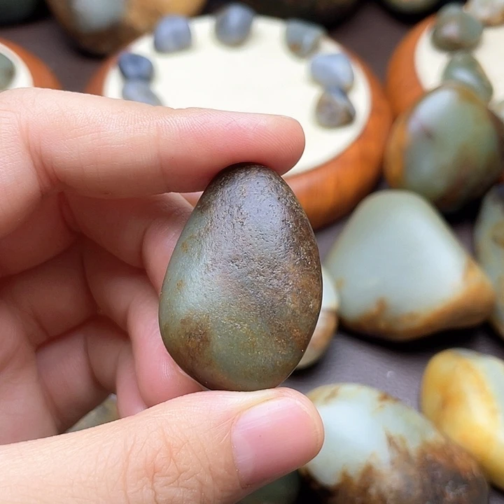 和田玉未镶嵌颈饰43