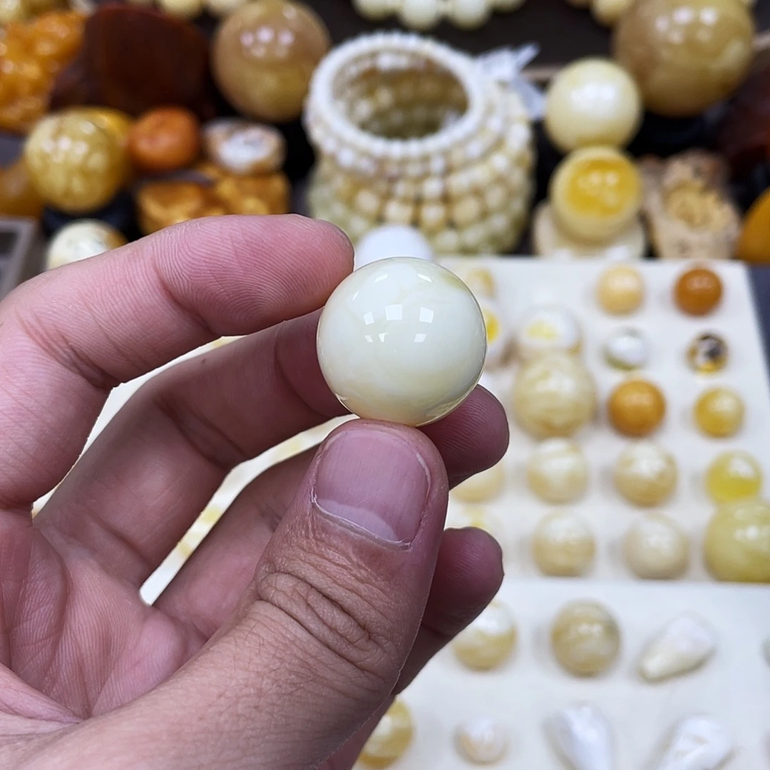 蜜蜡未镶嵌珠宝奇石21.4mm【焦皮妖花奶瓷白】圆珠