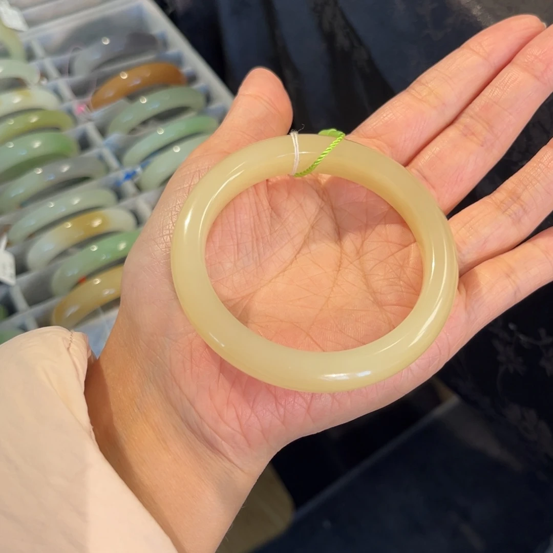 和田玉未镶嵌手镯  「冰蜂蜜水」