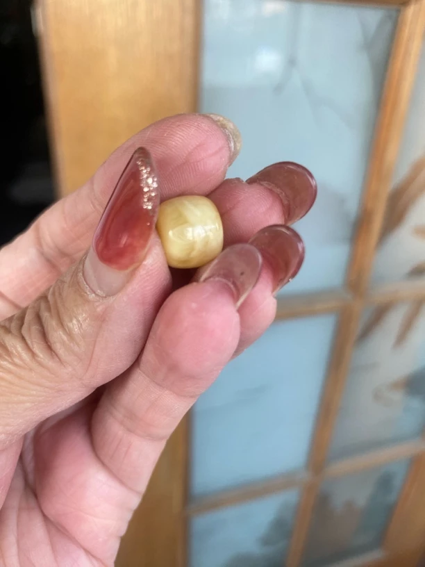 俄黄精品老型手串加珠