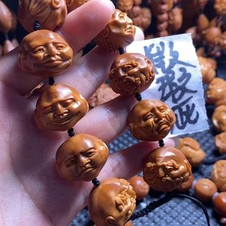 吊坠橄榄核大**勒微上色