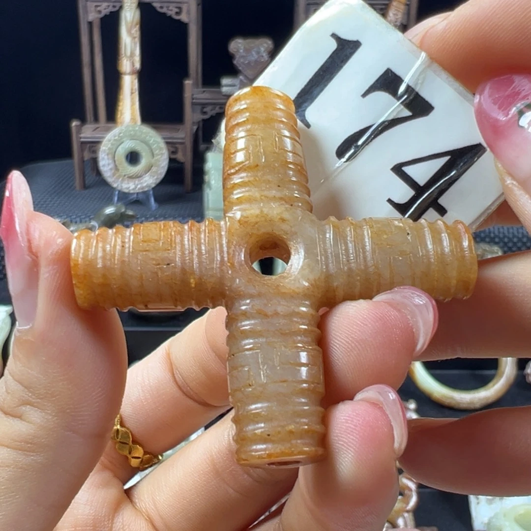 未镶嵌和田玉挂件