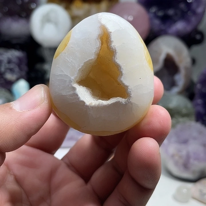 水晶未镶嵌珠宝半成品