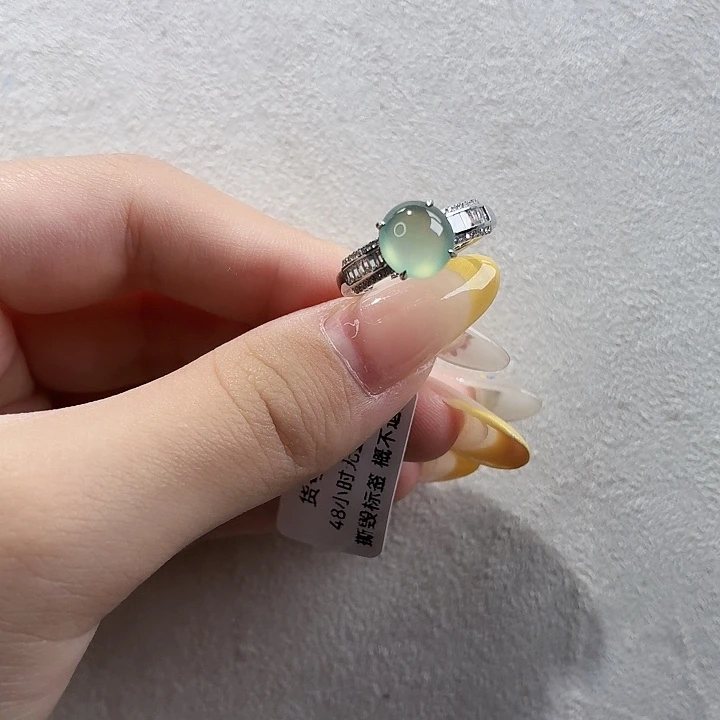 未镶嵌戒指翡翠02
