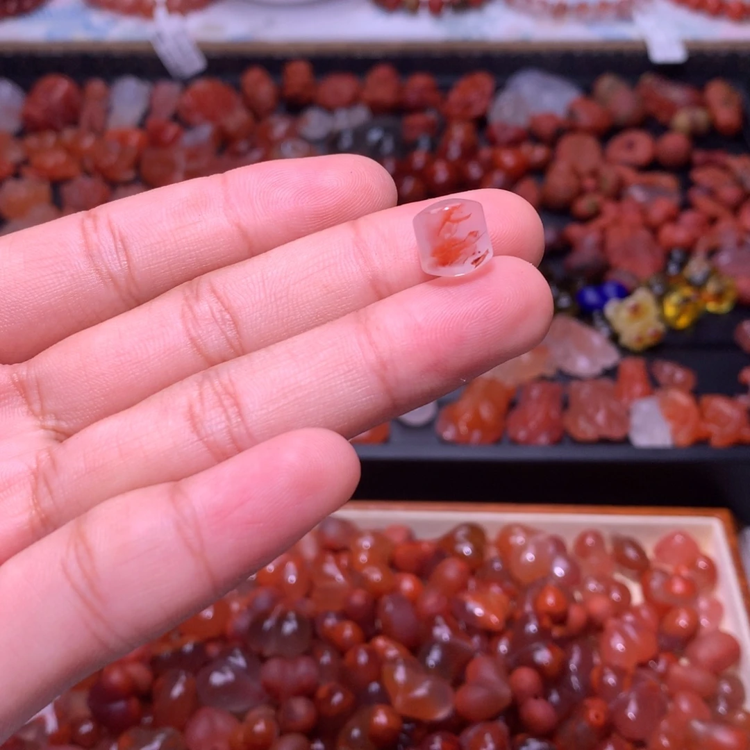 南红玛瑙未镶嵌珠宝半成品