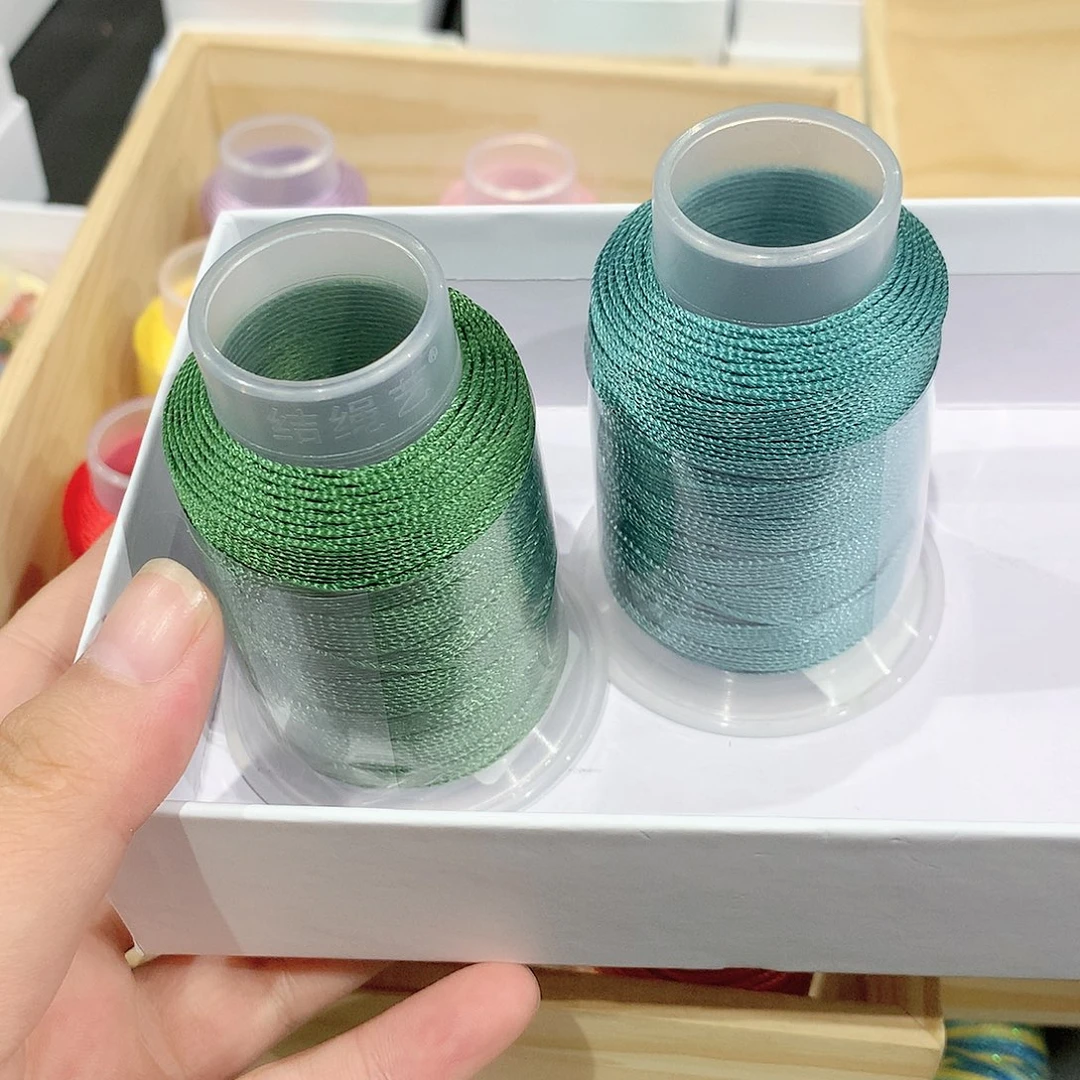 腈纶18股股线军绿、军绿、秋香绿、秋香绿50克共四卷