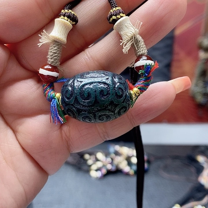 玛瑙/玉髓颈饰合金