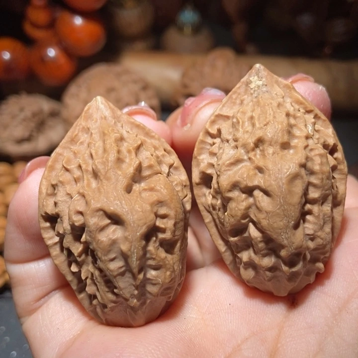 把件文玩核桃东北楸子小雪100