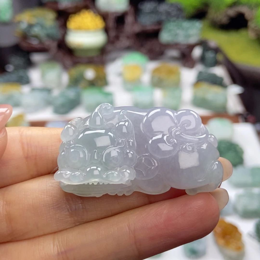 翡翠未镶嵌颈饰A19 高冰春彩霸王貔貅