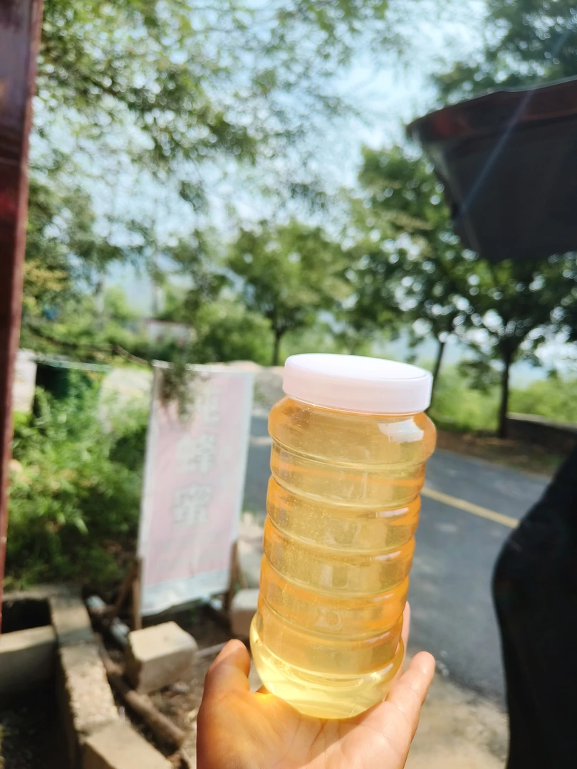 农家纯正深山天然百花蜂蜜
