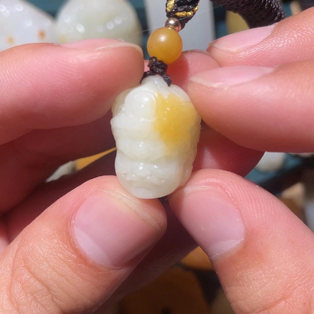 和田玉挂件未镶嵌刚*