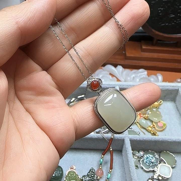 和田玉颈饰银S925镶嵌西***?吊坠