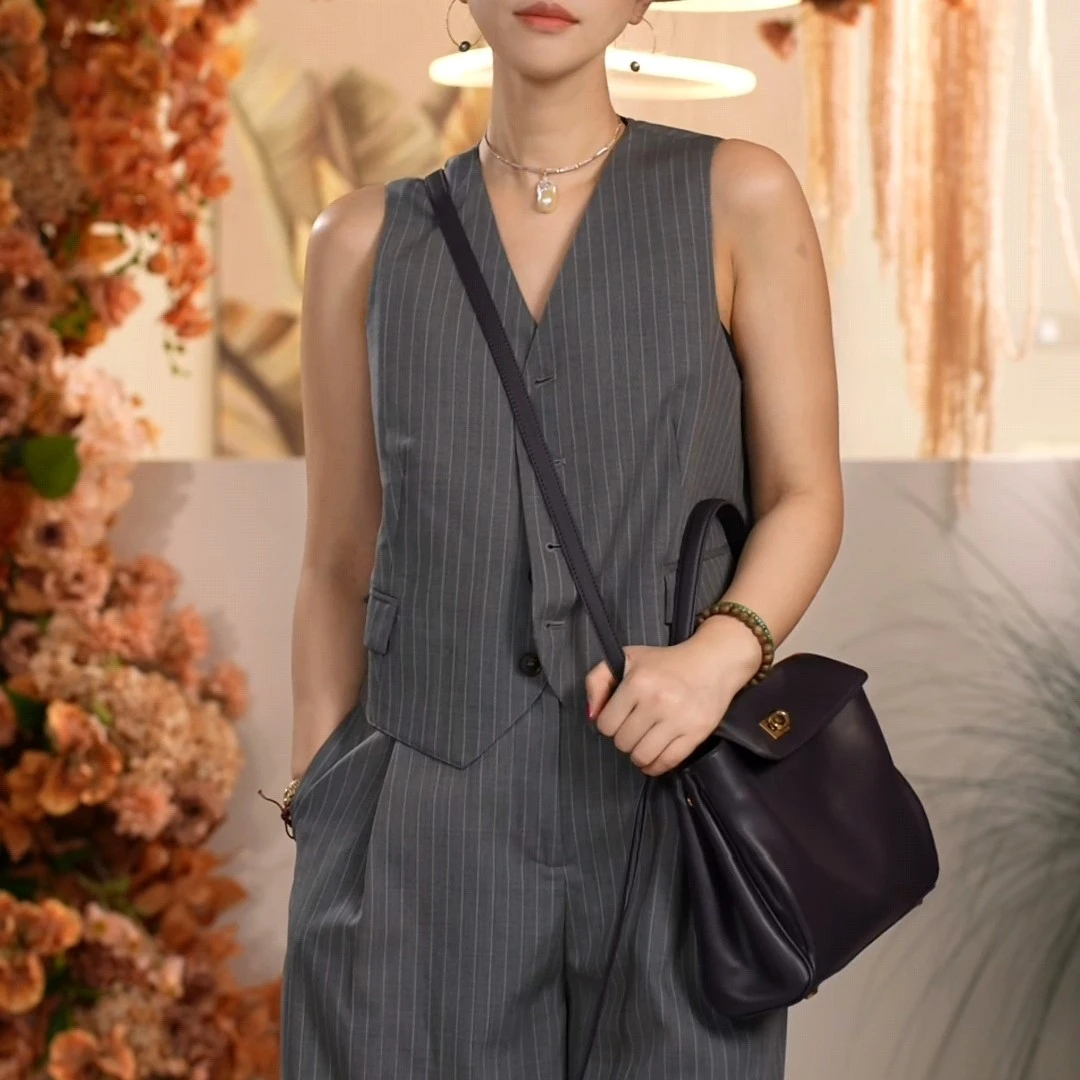 Y【叭哒不惑】头层小牛皮高级感旋锁扣设计复古单肩包斜挎手拎包