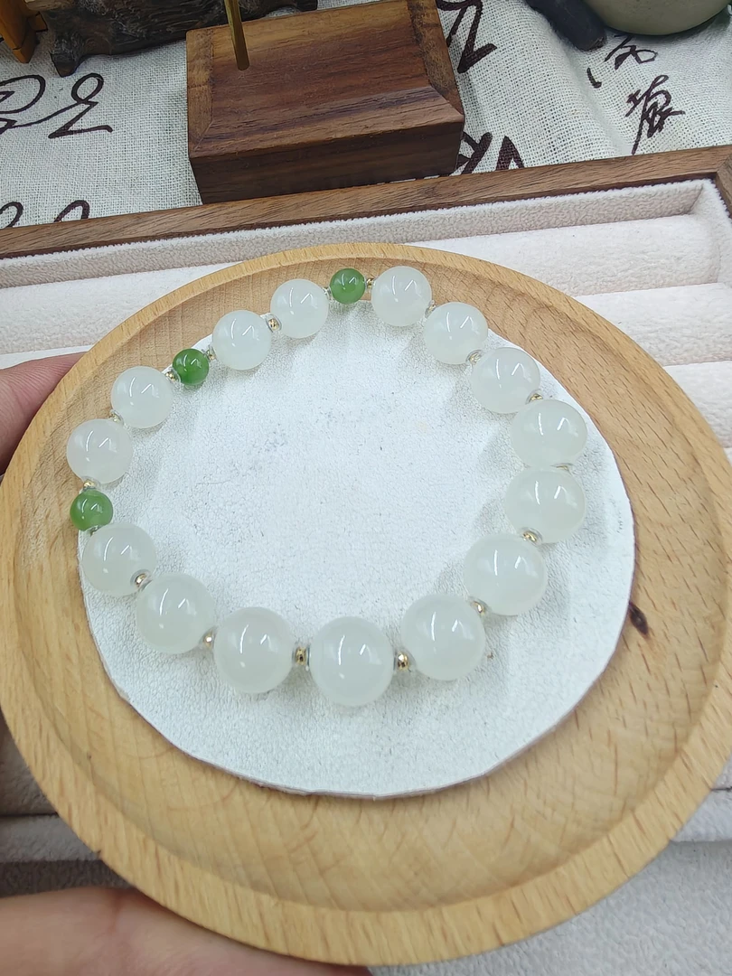 (一哥专属）SP-6505和田玉手串约9MM多样性发其一