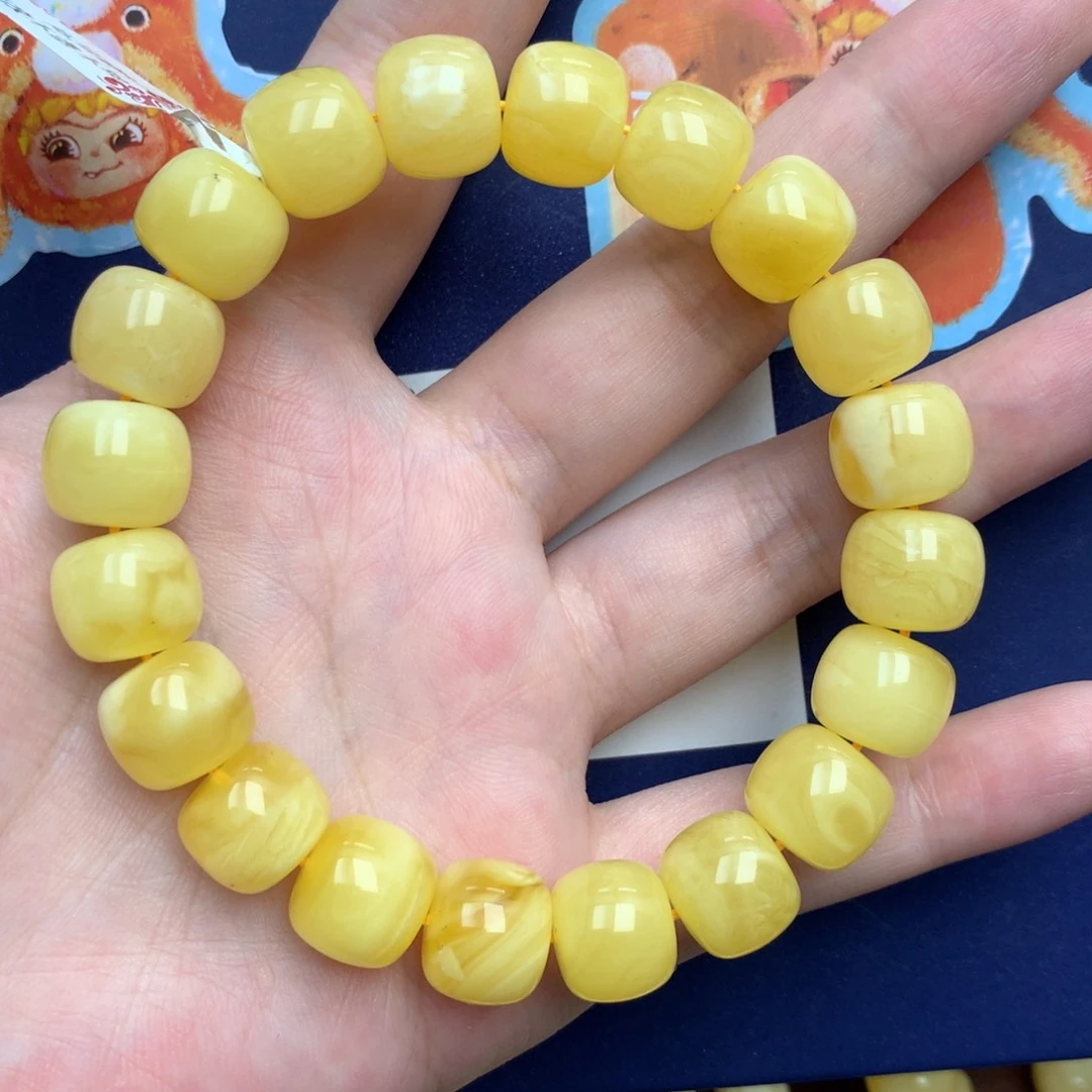 蜜蜡未镶嵌珠宝奇石255